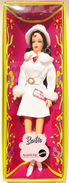 Red, White 'n Warm Barbie Doll -レッド、ホワイトアンドウォーム