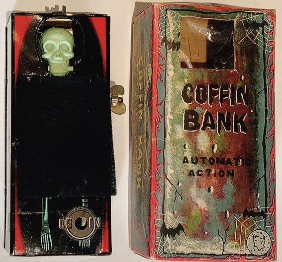 COFFIN BANK ヨネザワ 米屋製 1960s ゼンマイ式ブリキコインバンク 棺桶 ガイコツ貯金箱